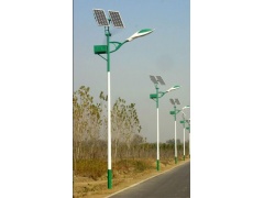 专业生产销售太阳能电池组件、风光互补路灯、太阳能路灯图1