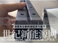 铝圆管龙骨/黑色冲孔龙骨/C型冲孔龙骨/U型冲孔龙骨图1